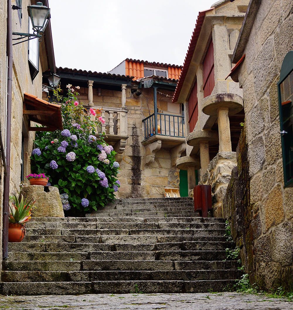 qué ver en Combarro rúa de San Roque casas