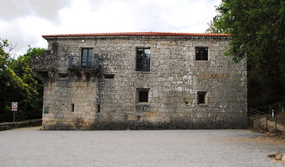 casa rectoral del Monasterio de San Pedro de Rocas